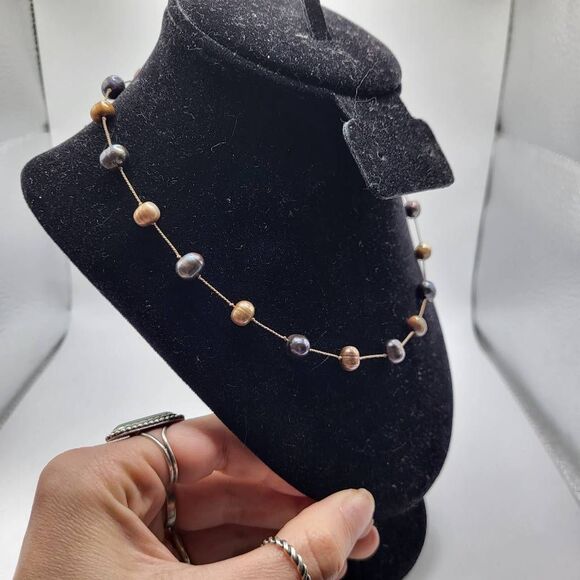 Stunning Freshwater Pearl Grey and Gold Knotted Floating Necklace 14K Gold Fille - Picture 3 of 6